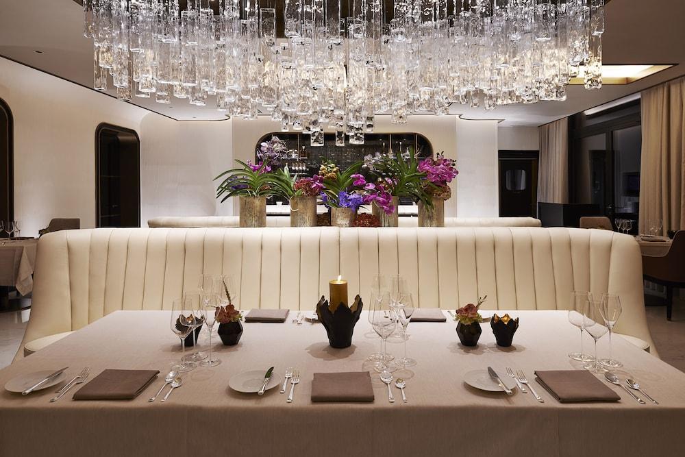 Five - Luxury 5* Zurich